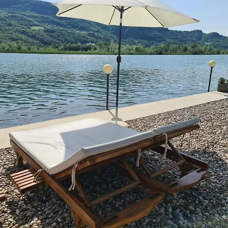 ベッド・アンド・ブレックファスト Montekarlo Na Drini 4*