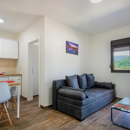 Montekarlo Na Drini ベッド・アンド・ブレックファスト 4*