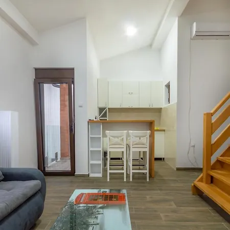 Montekarlo Na Drini ベッド・アンド・ブレックファスト 4*