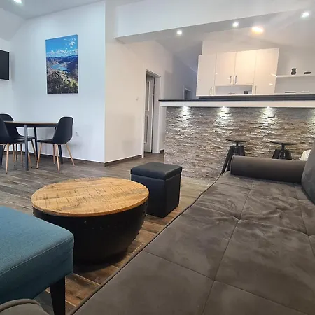 ベッド・アンド・ブレックファスト Montekarlo Na Drini