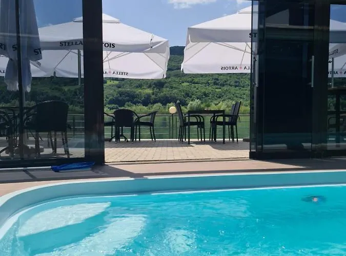 Montekarlo Na Drini לינה וארוחת בוקר Mali Zvornik