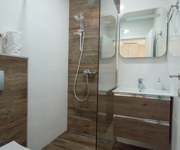 Montekarlo Na Drini לינה וארוחת בוקר Mali Zvornik