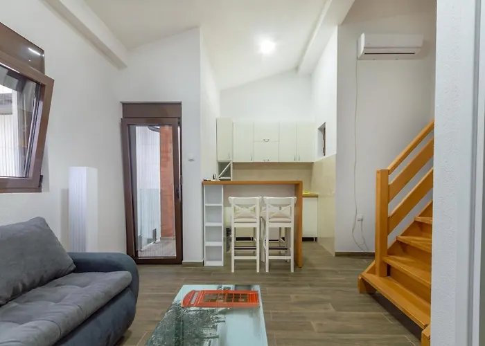 Montekarlo Na Drini לינה וארוחת בוקר 4*