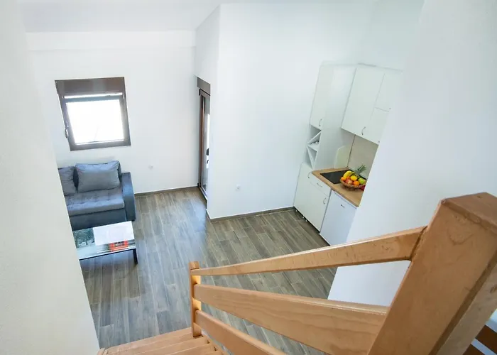 לינה וארוחת בוקר Montekarlo Na Drini Mali Zvornik